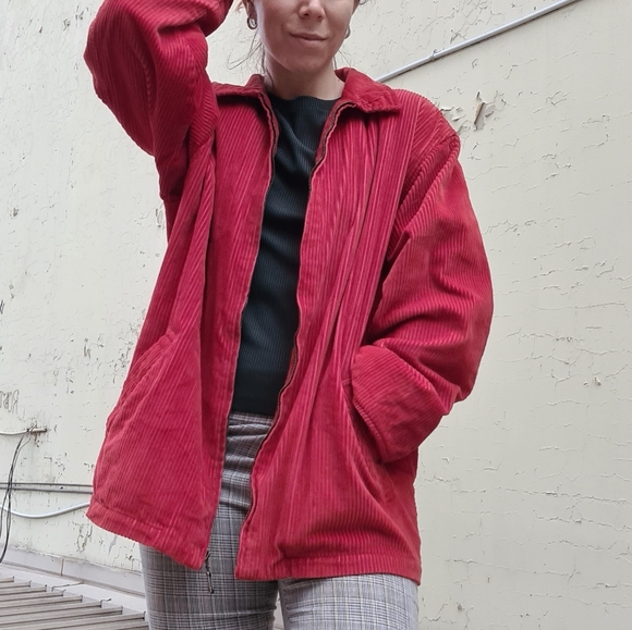 Red corduroy jacket with plaid lining - Picture 5 of 15